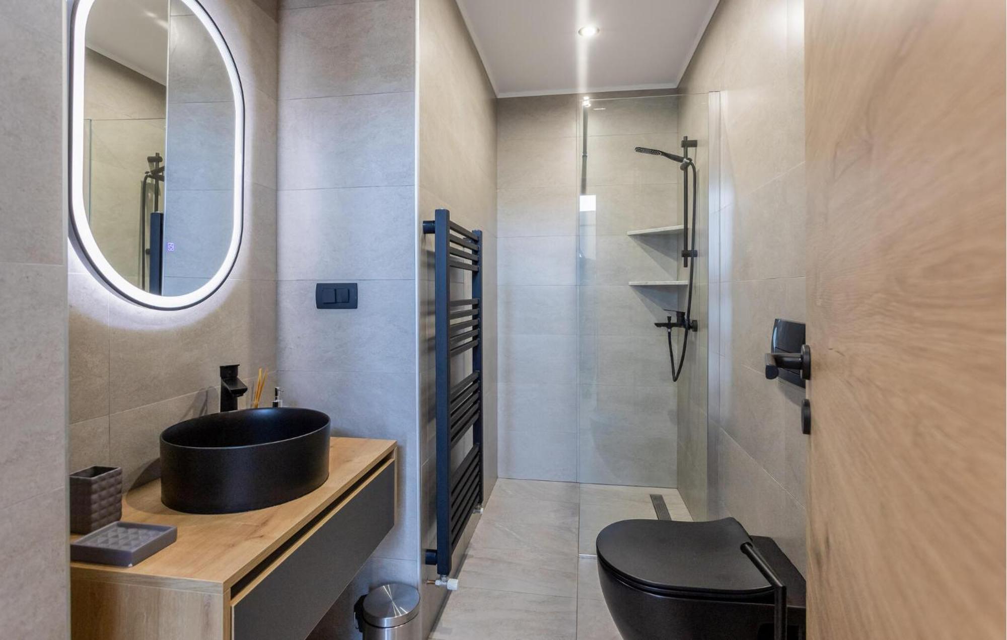 Gorgeous Apartment In Brsec With Kitchen Eksteriør bilde